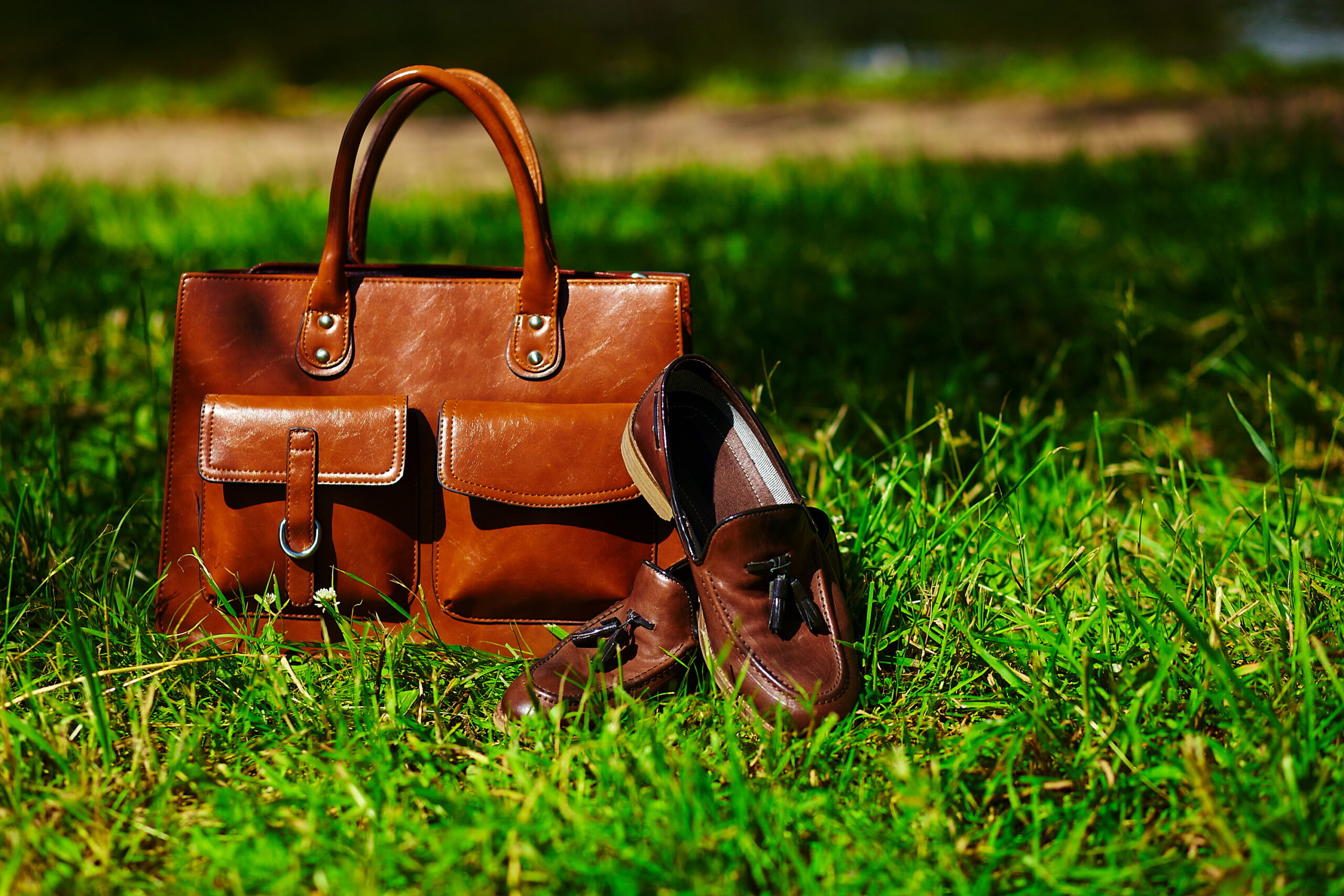 Women's leather laptop bag